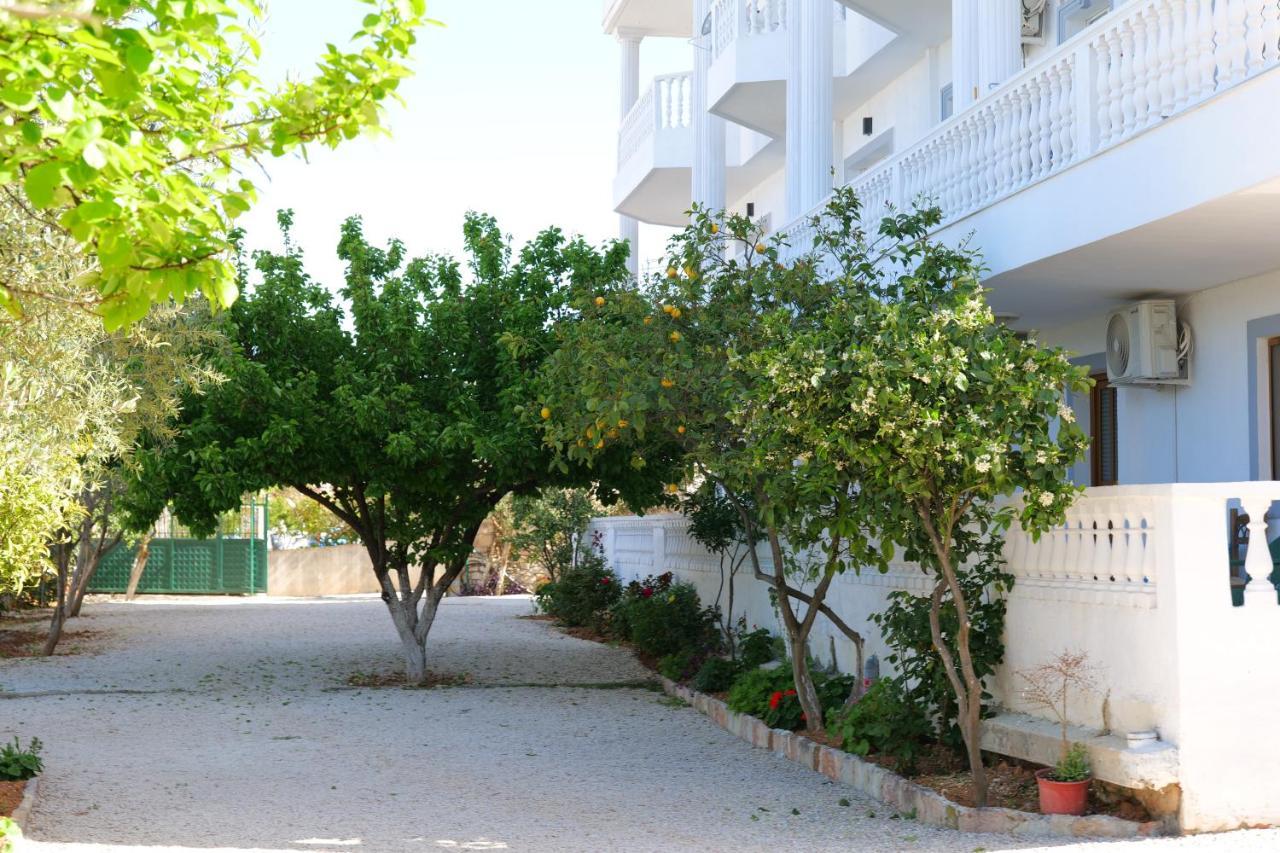 الشقق الفندقية كساميلفي  Vila Unique المظهر الخارجي الصورة